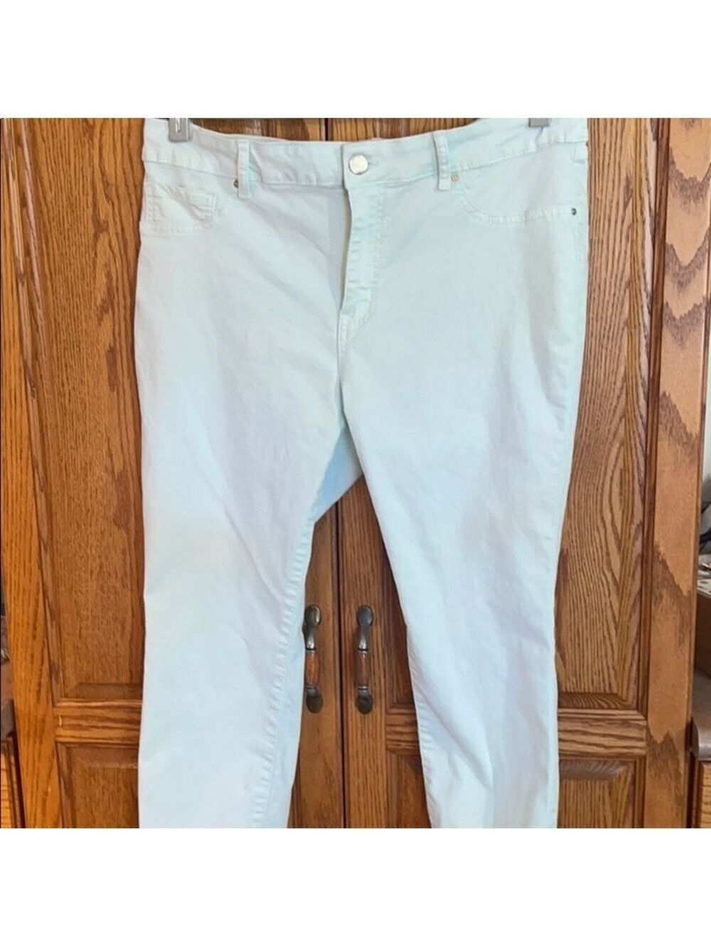 Brody Jeans Easy High Rise Crops.